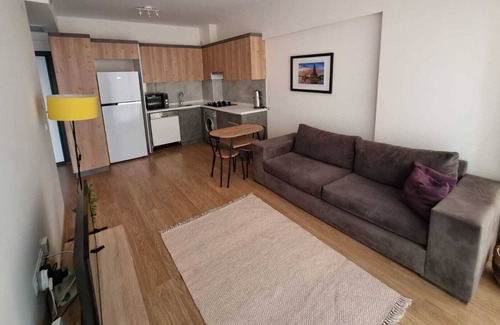 Kepez Apartamento | Comfy Residance Close to Airport - (with pool)