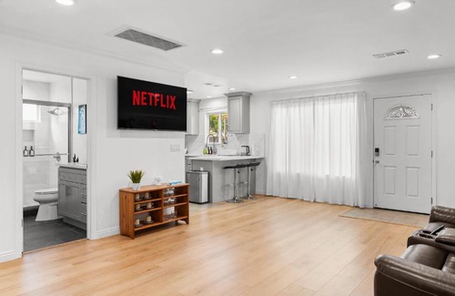 San Gabriel Casa | Comfy Retreat with Yard & Cozy Interiors