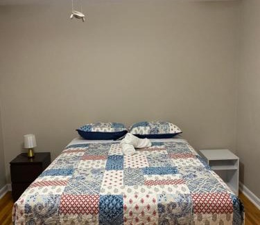 Kingston Casa | Comfy Rooms Stay - Unit 1