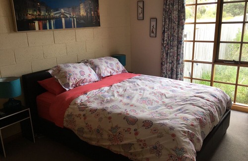 Dodges Ferry Apartamento | Comfy & roomy 2 Bed Room unit 1 @ beachside Dodges. Just 30 min from Hobart