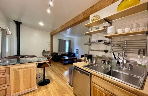 Lagunitas Cama Y Desayuno | Comfy Studio Near Trails & Beaches