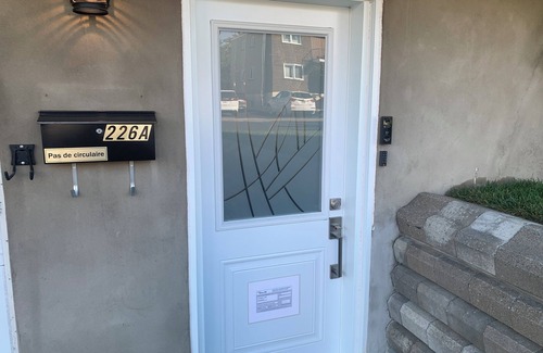 Longueuil Apartamento | Comfy, Spacious and Clean basement apartment