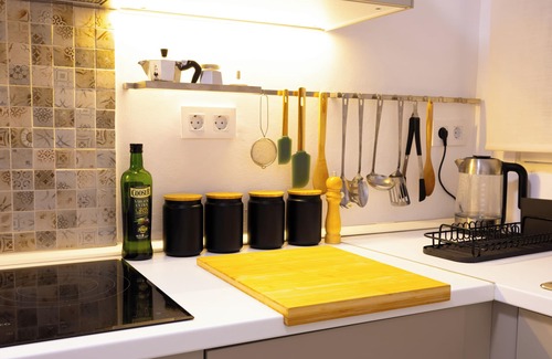 San Felipe Neri Apartamento | Comfy Stylish Stay in Malaga