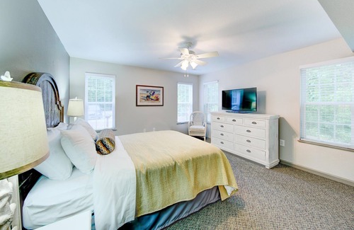 Sea Scape Complejo | Cómoda suite con parque acuático cubierto y la piscina al aire libre más grande en los Outer Banks