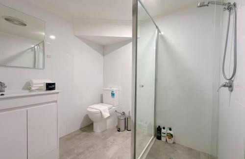 Sunnybank Hills Casa | Comfy unit near Garden City Westfield Street Parking