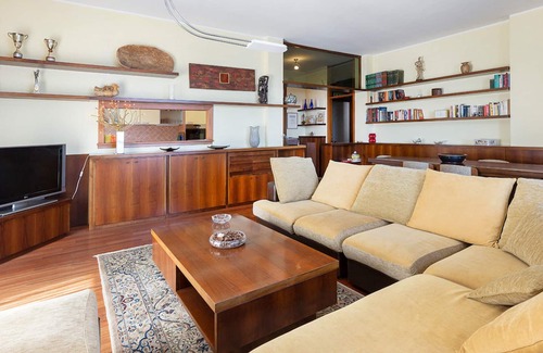 Nebbiuno Villa | ¡Villa cómoda con piscina privada y vistas al lago!