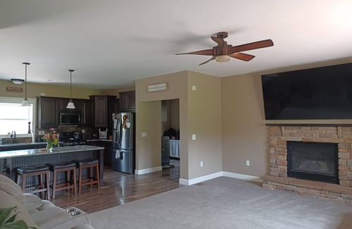 Interlaken Casa | Commencement Weekend Rental- 5 Bedroom Spacious Home- Near Cornell University