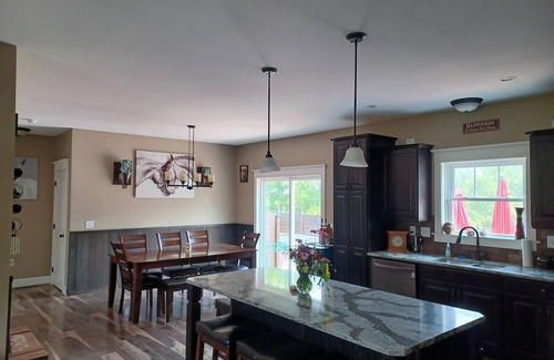 Interlaken Casa | Commencement Weekend Rental- 5 Bedroom Spacious Home- Near Cornell University