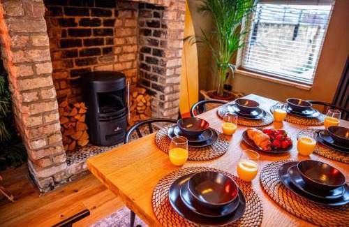 Cleethorpes Casa | Commercial Boho Beach House Hot Tub