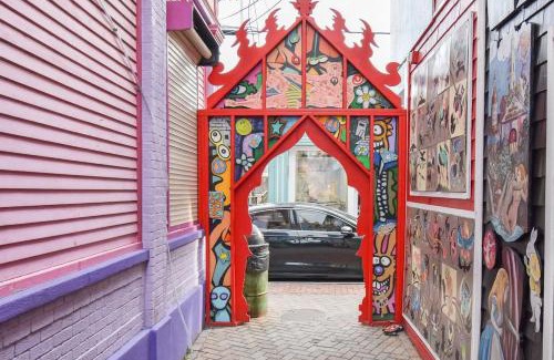 Provincetown Casa | Commercial St Private Patio Dog Welcome