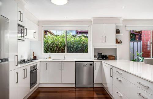 Mile End Casa | Common Occurrence - Perfectly Positioned in Mile End