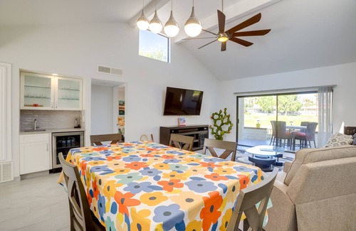 Cathedral City Condominio | Community Perks, 2 Patios: Cathedral City Condo!