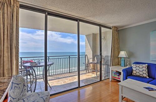 Myrtle Beach Apartamento | Community Pool Access Condo in Myrtle Beach