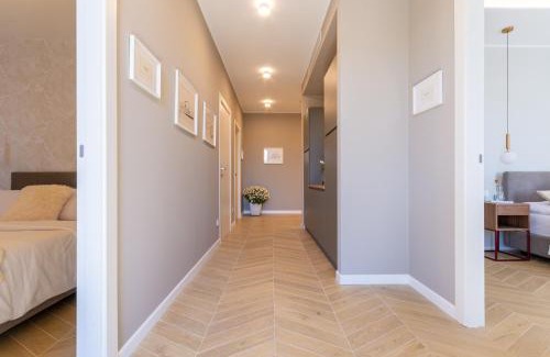 Cantu Casa | Como Lake Mastersuites
