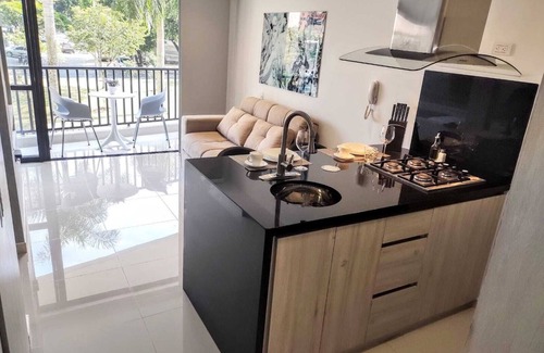 Menga Apartamento | Comodo, nuevo y moderno Loft, cerca a Chipichape