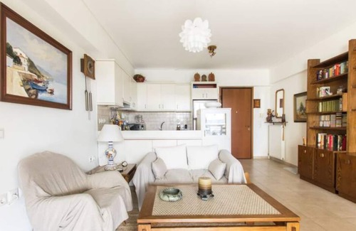 Marousi Condominio | Compact 3 room apartment in Mall Athens.