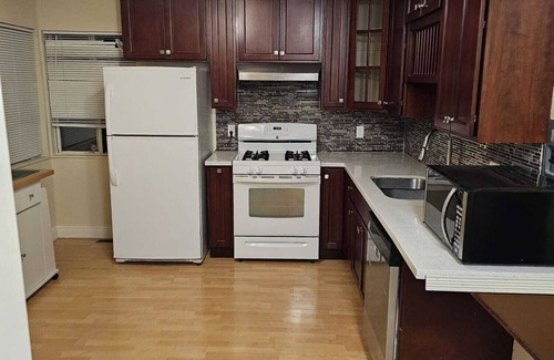 San Leandro Apartamento | Compact Charming Studio Private WiFi