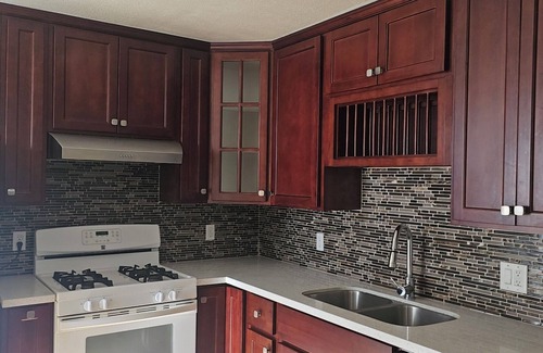 San Leandro Apartamento | Compact Charming Studio Private WiFi