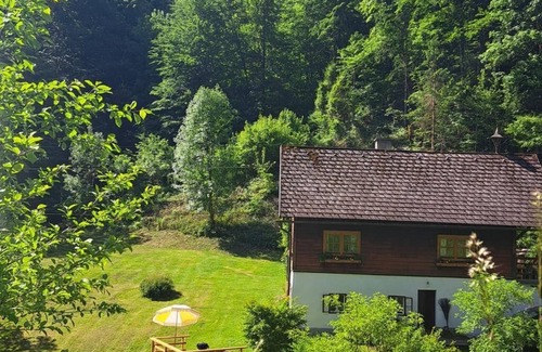 Gaming Apartamento | Compact vacation apartment (36 m2) in a secluded location with fireplace, terrace & stream access