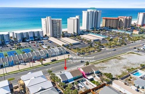 Biltmore Beach Casa | Compass Cottage