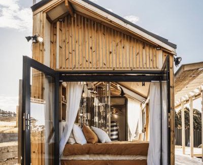 Forthside Casa | Compass Hut