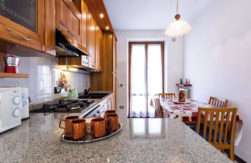 Sud-Ovest Apartamento | Complete apartment surrounded by greenery one step away from the Verona fair