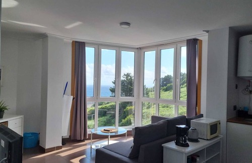 Malpica de Bergantinos Apartamento | Apartamento completo con vistas al mar y la montaña
