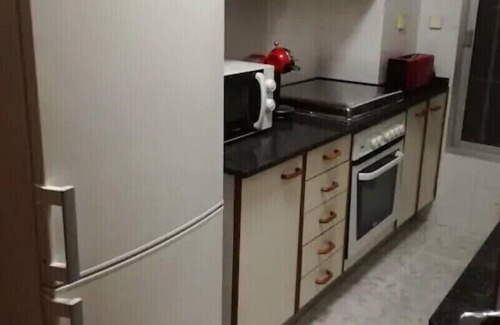 Leon XIII-Los Naranjos Apartamento | APARTAMENTO COMPLETO CON TERRAZA EN SEVILLA