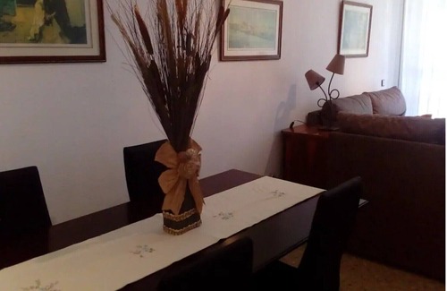Leon XIII-Los Naranjos Apartamento | APARTAMENTO COMPLETO CON TERRAZA EN SEVILLA
