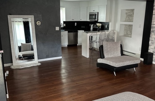 Allentown Casa | Complete furnished house with 4 rooms