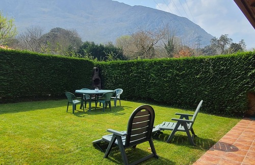 La Portilla Cabaña | Apartamento completo rojo en Llanes
