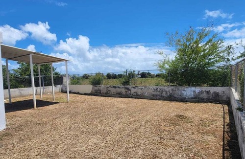 Guayama Casa | Complete Remodel House quite 2 minutes from beach Urbanizacion Vista del Sol.