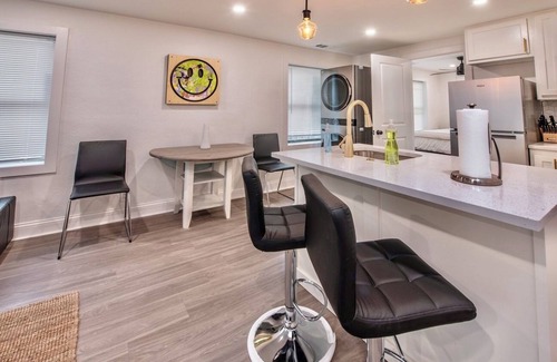 South Hyde Park Apartamento | Completely remodeled apartment in the heart of Kansas City