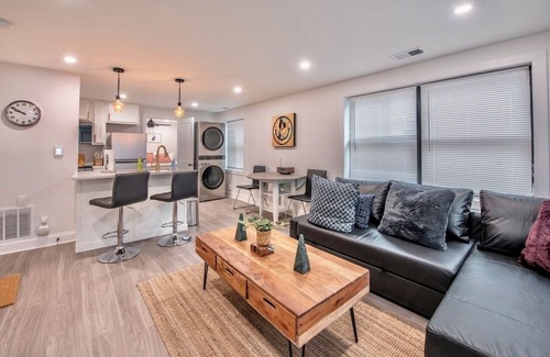 South Hyde Park Apartamento | Completely remodeled apartment in the heart of Kansas City