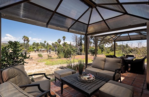 Somis Casa | Completamente remodelado, ningún detalle dejado intacto, perfecto para grandes grupos!