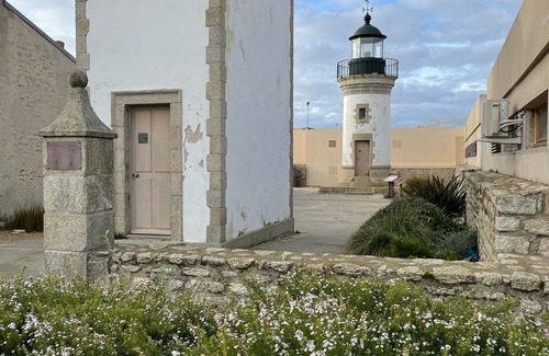 Treffiagat Casa | Completely renovated fisherman's house * 100 m from the beach *