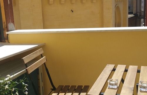 La Spezia Historic Centre Apartamento | Básica, renovado 66 metros cuadrados de apartamentos en la zona peatonal de La Spezia