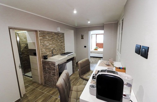 Triggiano Casa | Completely renovated period house located in the historic center of the city