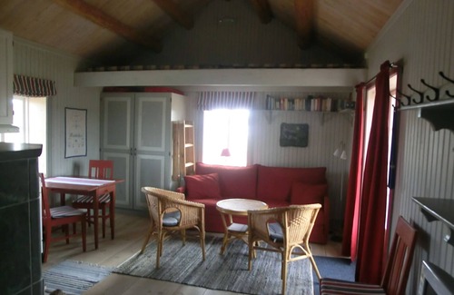 Kopparberg Chalet De Esquí | Completely renovated cottage at the lake