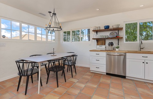Los Alamos Casa | Completely Renovated Old Time Los Alamos Home-- with recreation Barn!