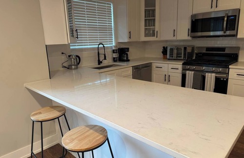 Oak Forest Casa | Completely renovated home