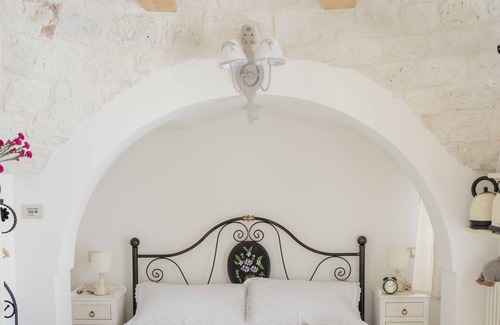 Martina Franca Casa | COMPLEX OF TRULLI WITH POOL IN THE COUNTRYSIDE. GREAT POSITION: TRULLETTO