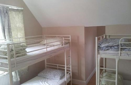Hillside Casa | Compton Guest House