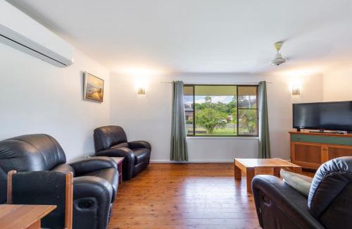 Iluka Casa | Compton House