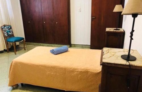 Santiago del Estero Apartamento | Con Garage - Casa Acogedora en el Centro de la Ciudad