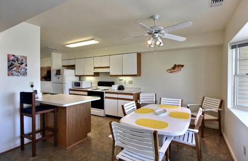 Buxton Casa | Conch & Crane