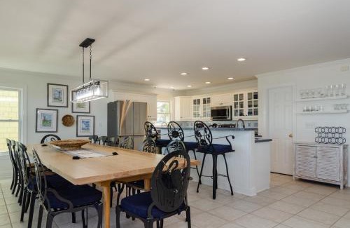 Carolina Beach Casa | Conched Out by Bryant Real Estate