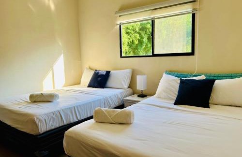 Santa Ana Apartamento | Conchita's, near Mall metrocentro, AC, SHW