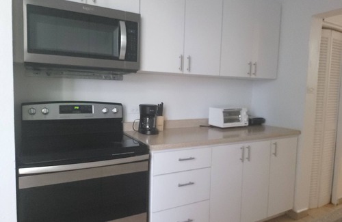 Condado Apartamento | Condado 2-Bedroom Apartment Near Condado Beach