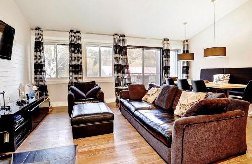 Stoneham Apartamento | Condo 09 Chemin des Abruzzes by Les Chalets Alpins